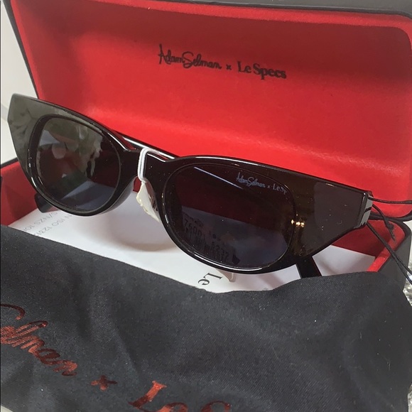 Le Specs Accessories - ‼️Sold‼️🌺Le Specs-Adam Selman Sunglasses